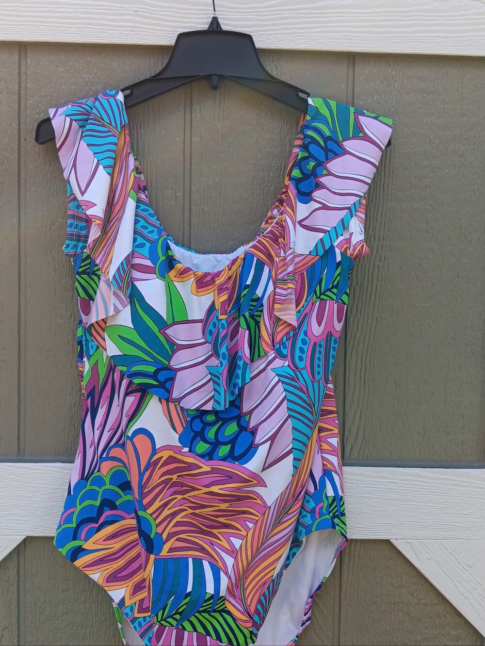 Trina Turk NWT Multi Color Tropical Print One Piece Swimsuit Size 20W - Picture 2 of 10